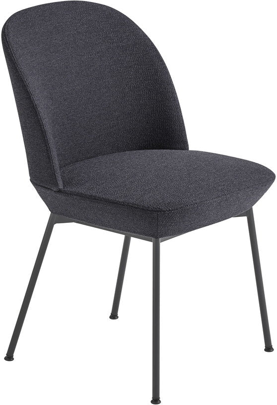 Chaise gris anthracite et pieds noir anthracite Oslo - Muuto - The Cool Republic