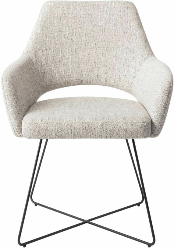 Chaise gris clair pigeon avec pieds croisés en métal noir Yanai - Jesper Home - The Cool Republic