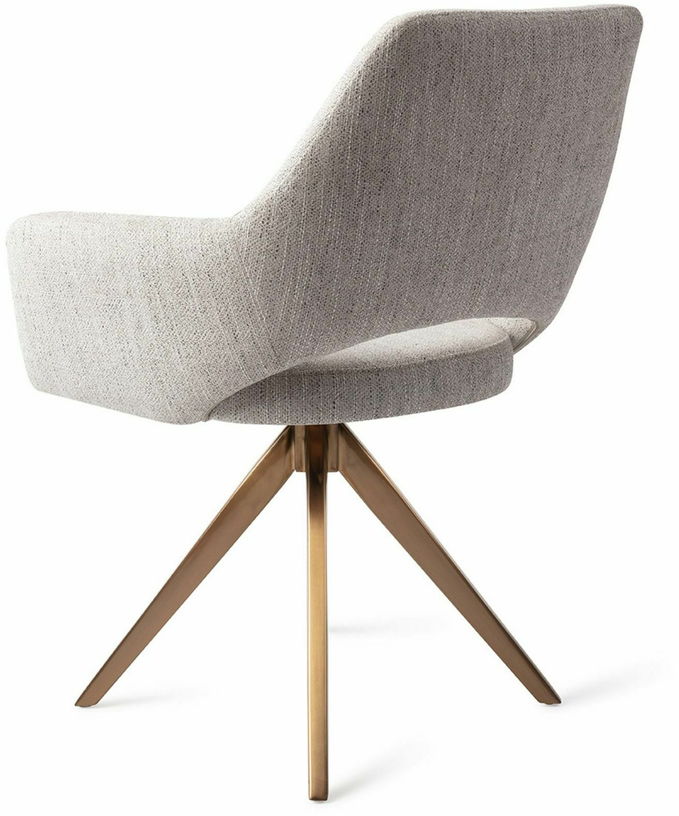 Chaise gris clair pigeon avec pieds rotatifs en métal rosé Yanai - Jesper Home - The Cool Republic