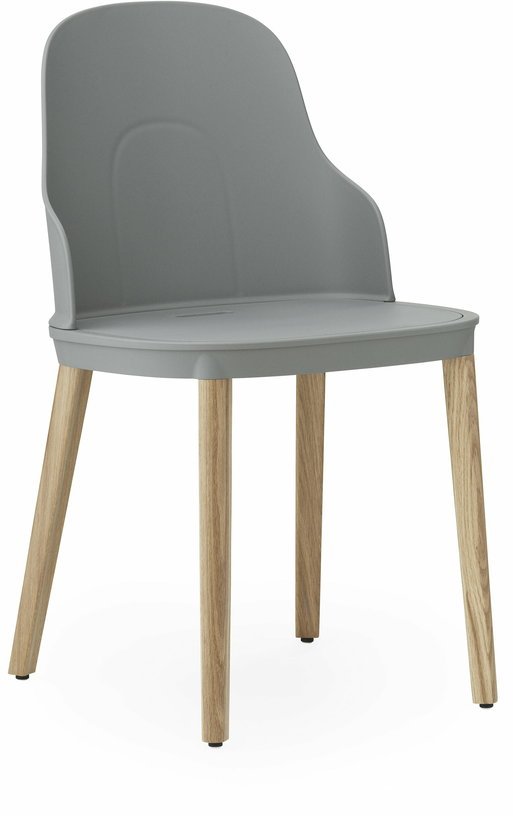 Chaise grise au pietement en chêne Allez Grey - Normann Copenhagen - The Cool Republic