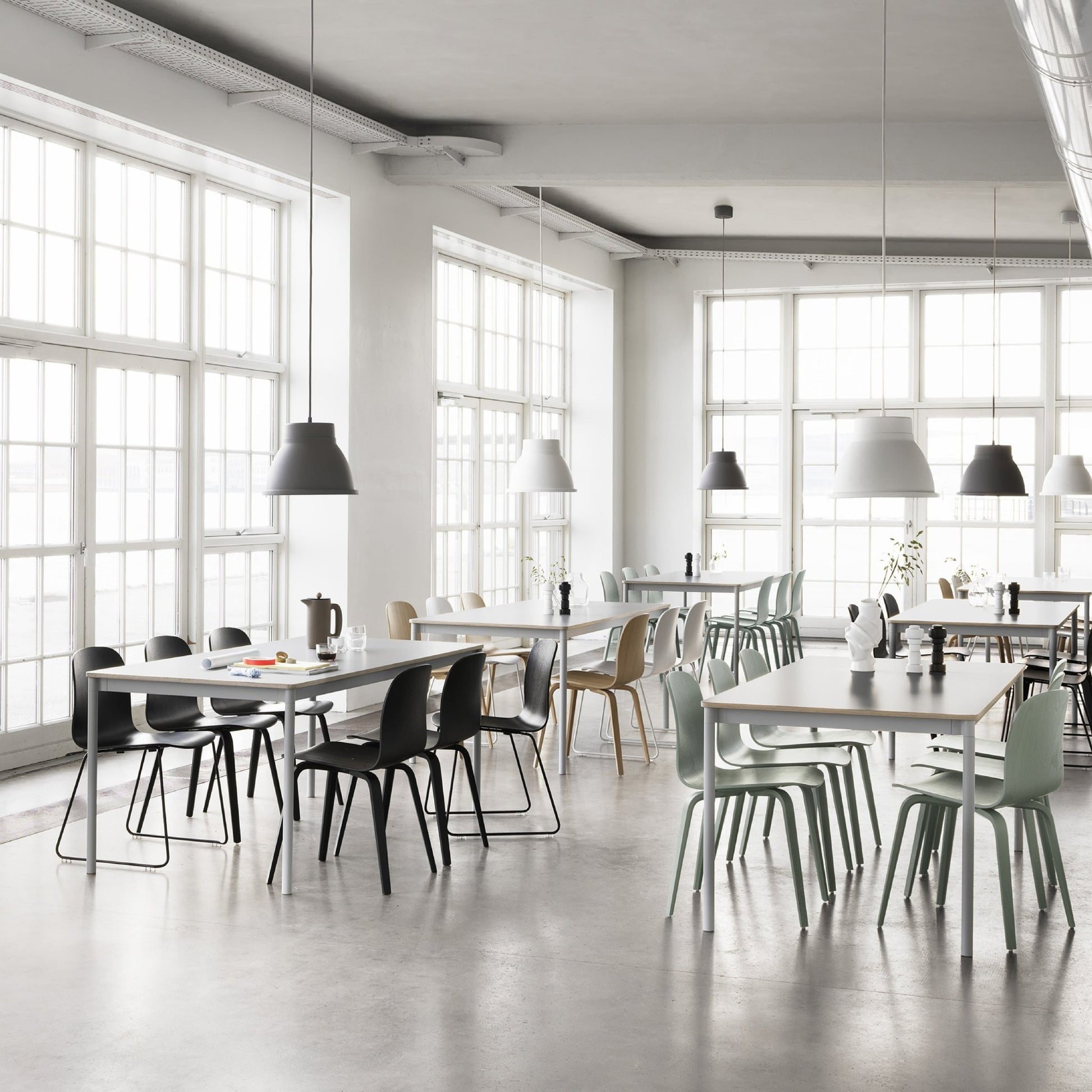 Chaise grise Visu - Muuto - The Cool Republic