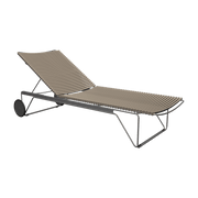 Chaise longue ajustable en métal et plastique beige Click - Houe - The Cool Republic