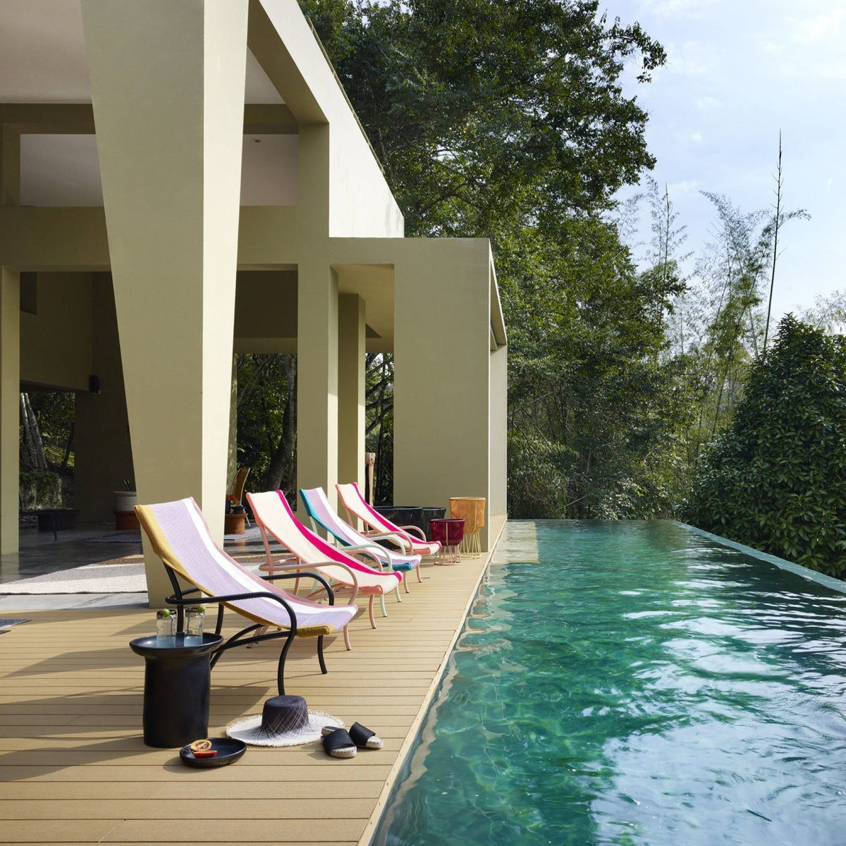 Chaise longue de jardin en acier vert Maraca - Ames - The Cool Republic