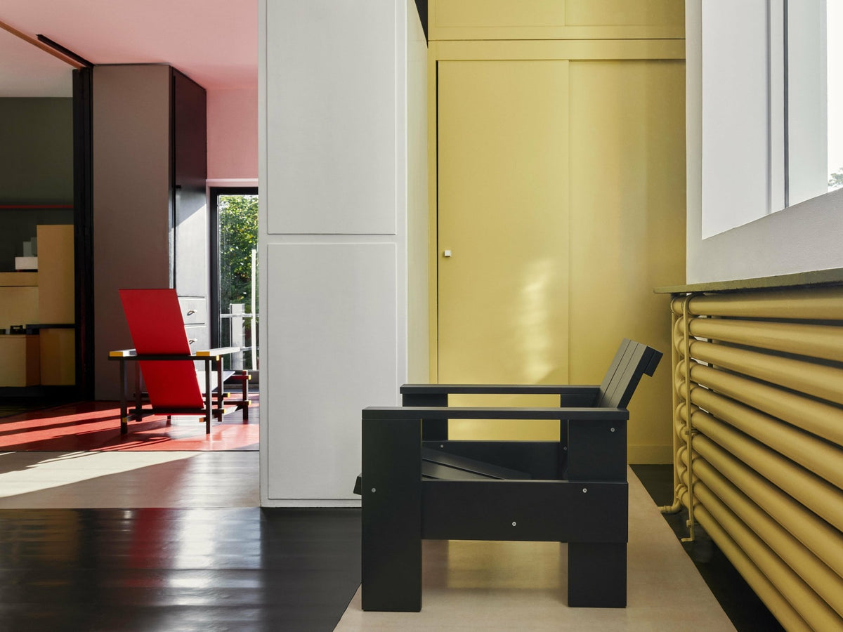 Chaise longue d'extérieur en pin noire Crate - Hay - The Cool Republic