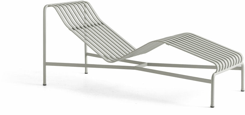 Chaise longue en métal gris Palissade - HAY - The Cool Republic