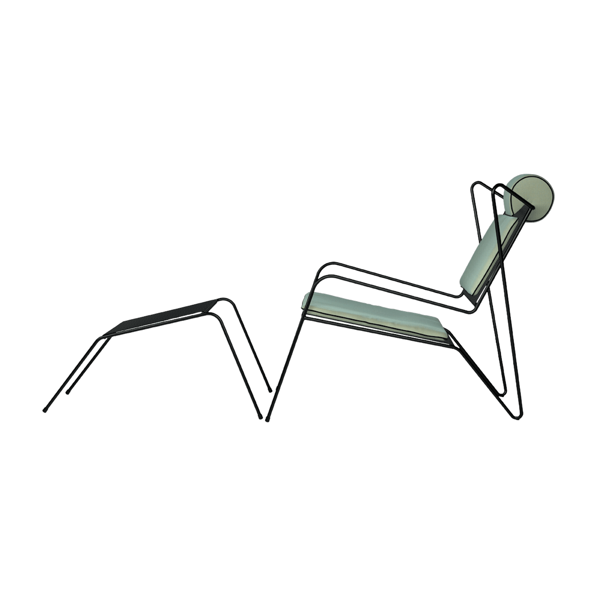 Chaise lounge avec repose pieds en acier noir et coussins opal Capri Easy - Cools Collection - The Cool Republic