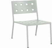 Chaise lounge de jardin en acier verte pastel Balcony - HAY - The Cool Republic