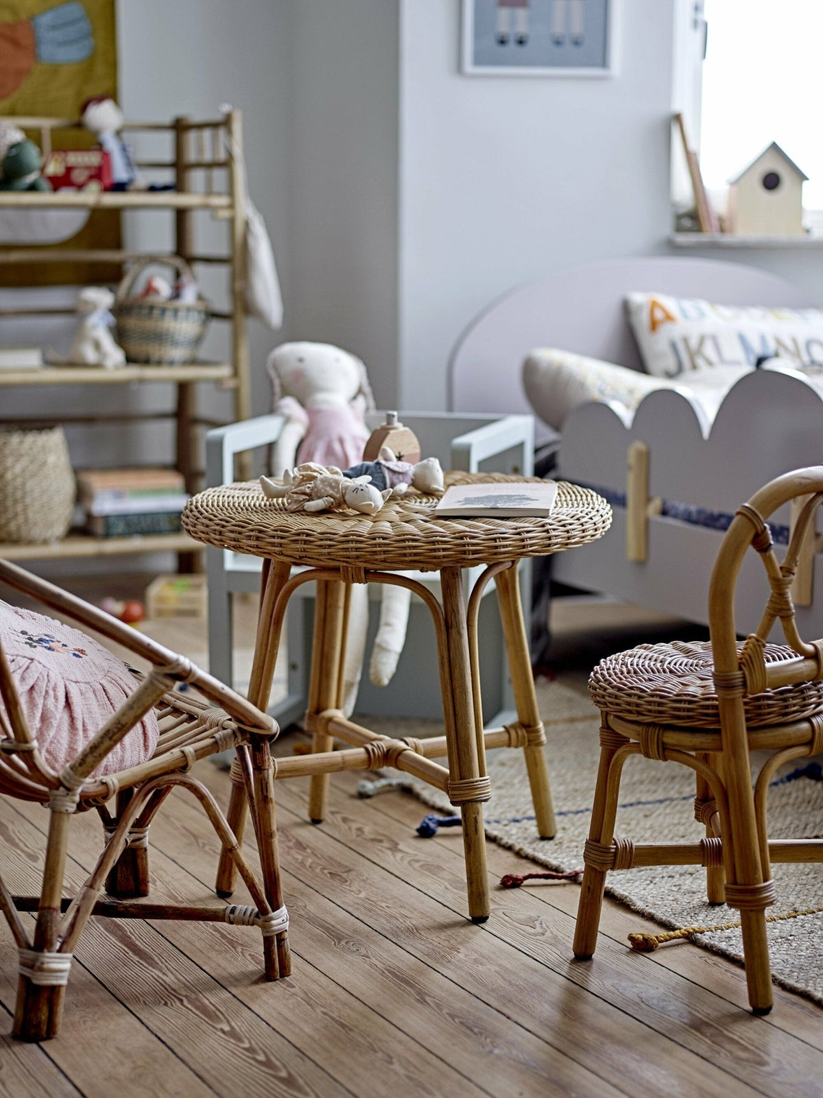 Chaise multifonctionelle en bois vert Nan - Bloomingville mini - The Cool Republic