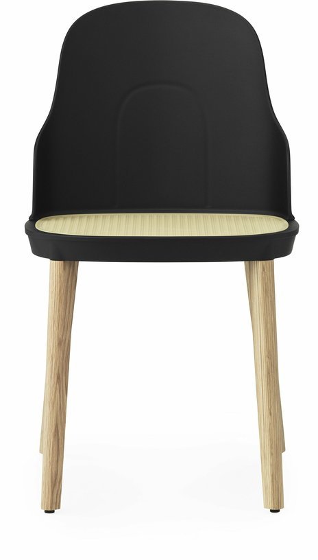 Chaise noire à l'assise en cannage moulé et au piétement en chêne Allez noir - Normann Copenhagen - The Cool Republic
