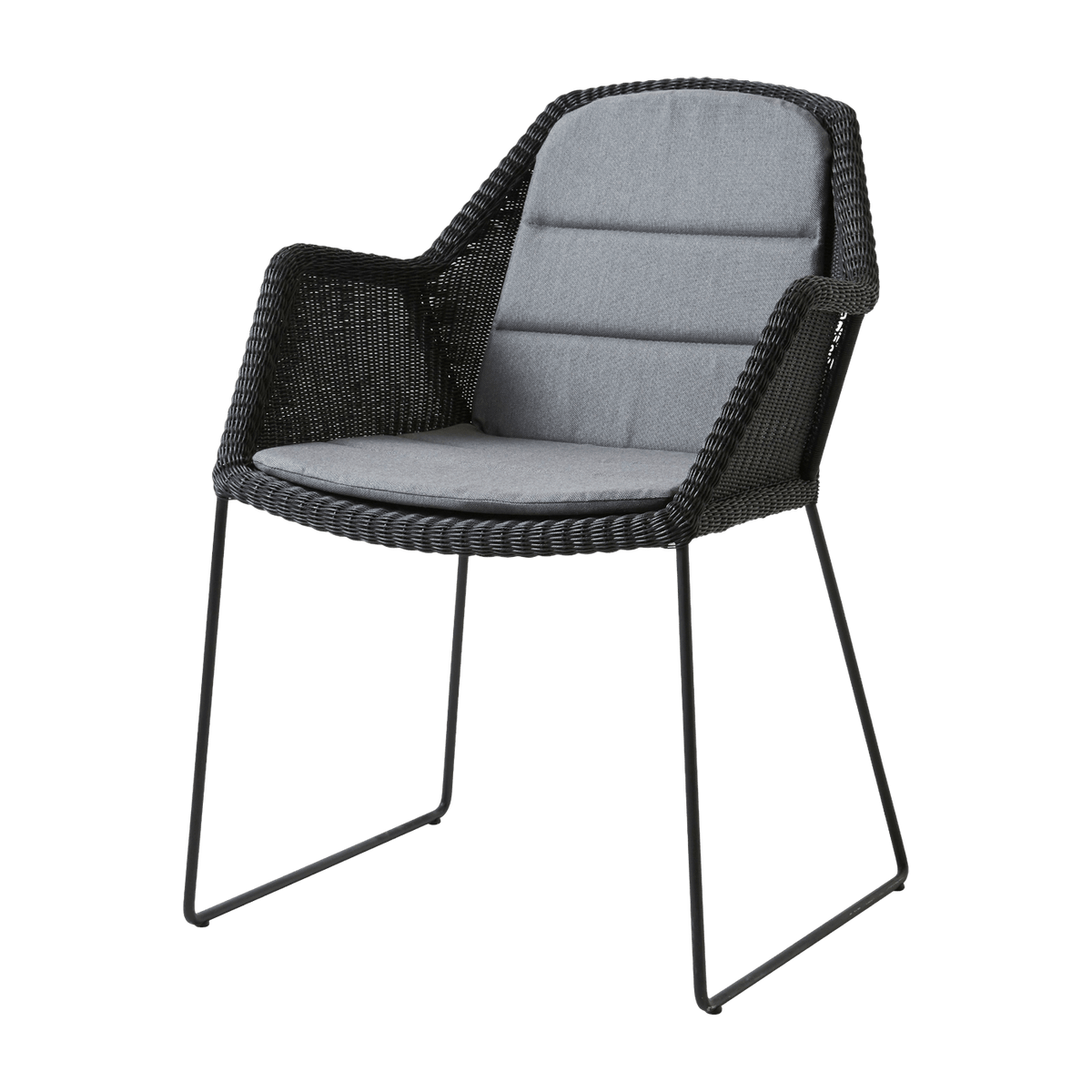 Chaise noire avec coussin gris Breeze - Cane-Line - The Cool Republic