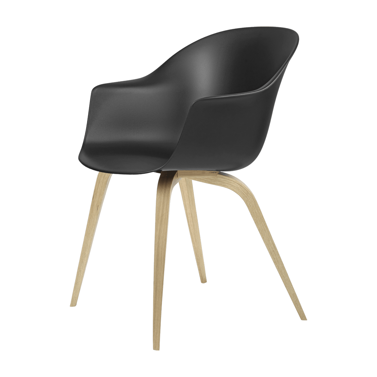 Chaise noire en chêne laqué mat Bat - Gubi - The Cool Republic