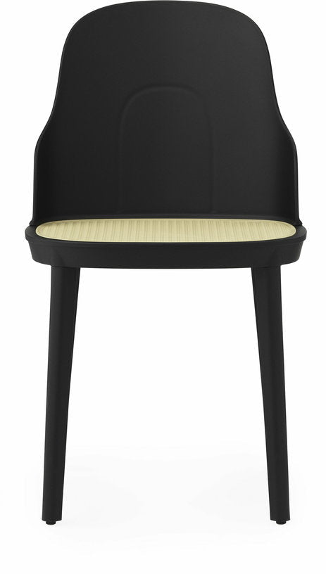 Chaise noire en polypropylène à l'assise cannage moulé Allez noir - Normann Copenhagen - The Cool Republic