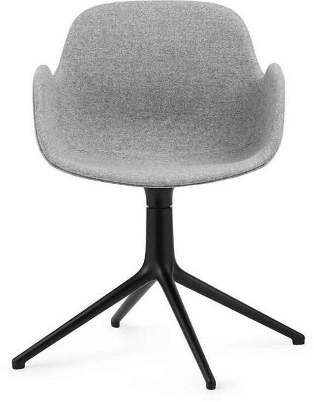 Chaise pivotante avec accoudoirs en aluminium noir et tissu synergy gris lds16 Form - Normann Copenhagen - The Cool Republic