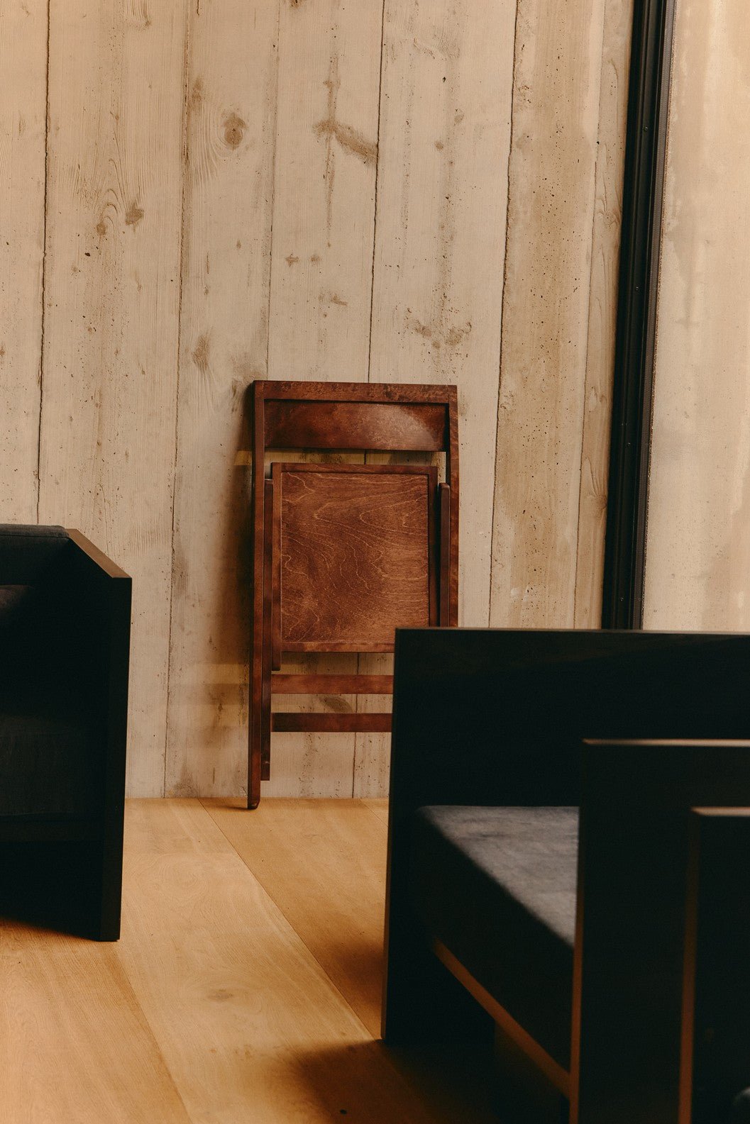 Chaise pliante en bouleau marron chaud 44 x 56 x 80 cm Folding - Frama - The Cool Republic