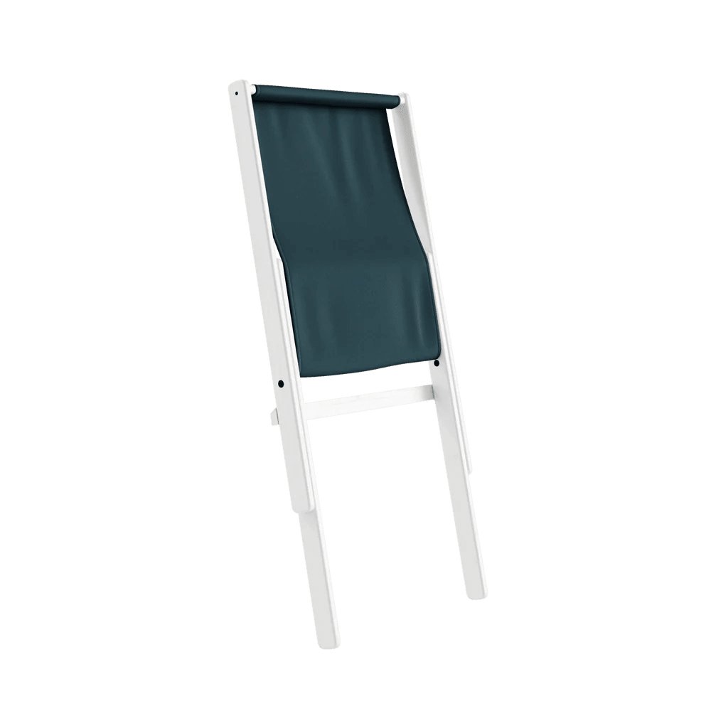 Chaise pliante en hêtre blanc et matelas en coton bleu pétrole 65x88x75cm Boogie raw - Karup Design - The Cool Republic