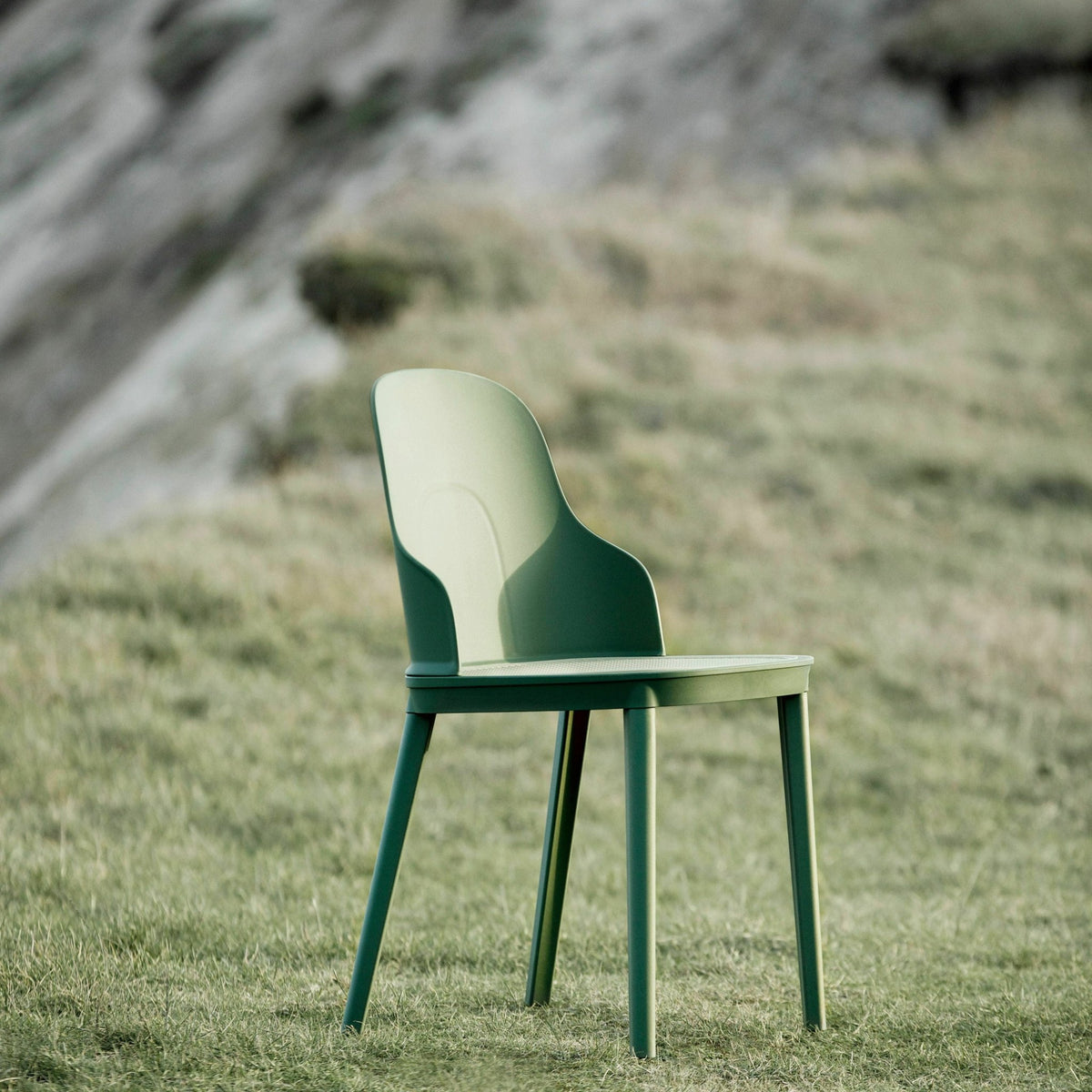 Chaise vert parc en polypropylène Allez Park vert - Normann Copenhagen - The Cool Republic