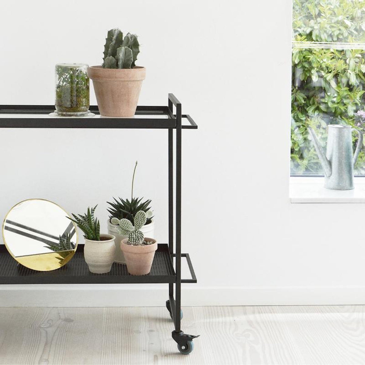 Chariot blanc Bauhaus - Kristina Dam Studio - The Cool Republic