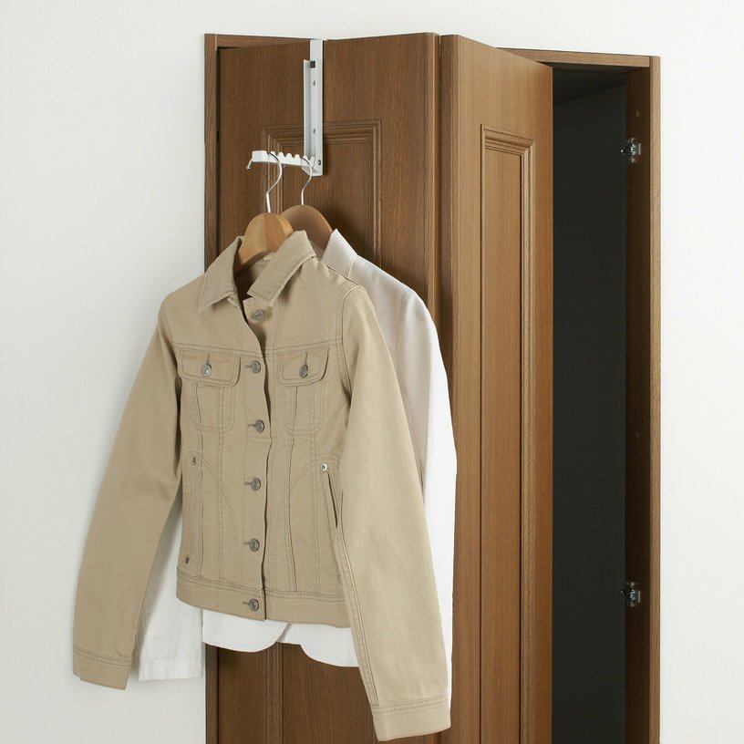 Cintre de porte stockable en acier blanc Smart - Yamazaki - The Cool Republic