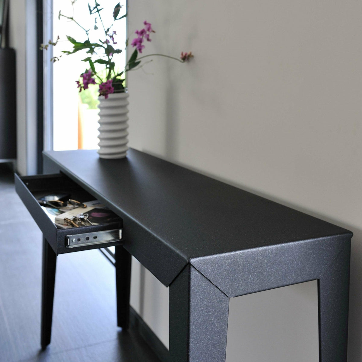 Console à tiroir sable finition mate 103 cm Zef - Matière Grise - The Cool Republic