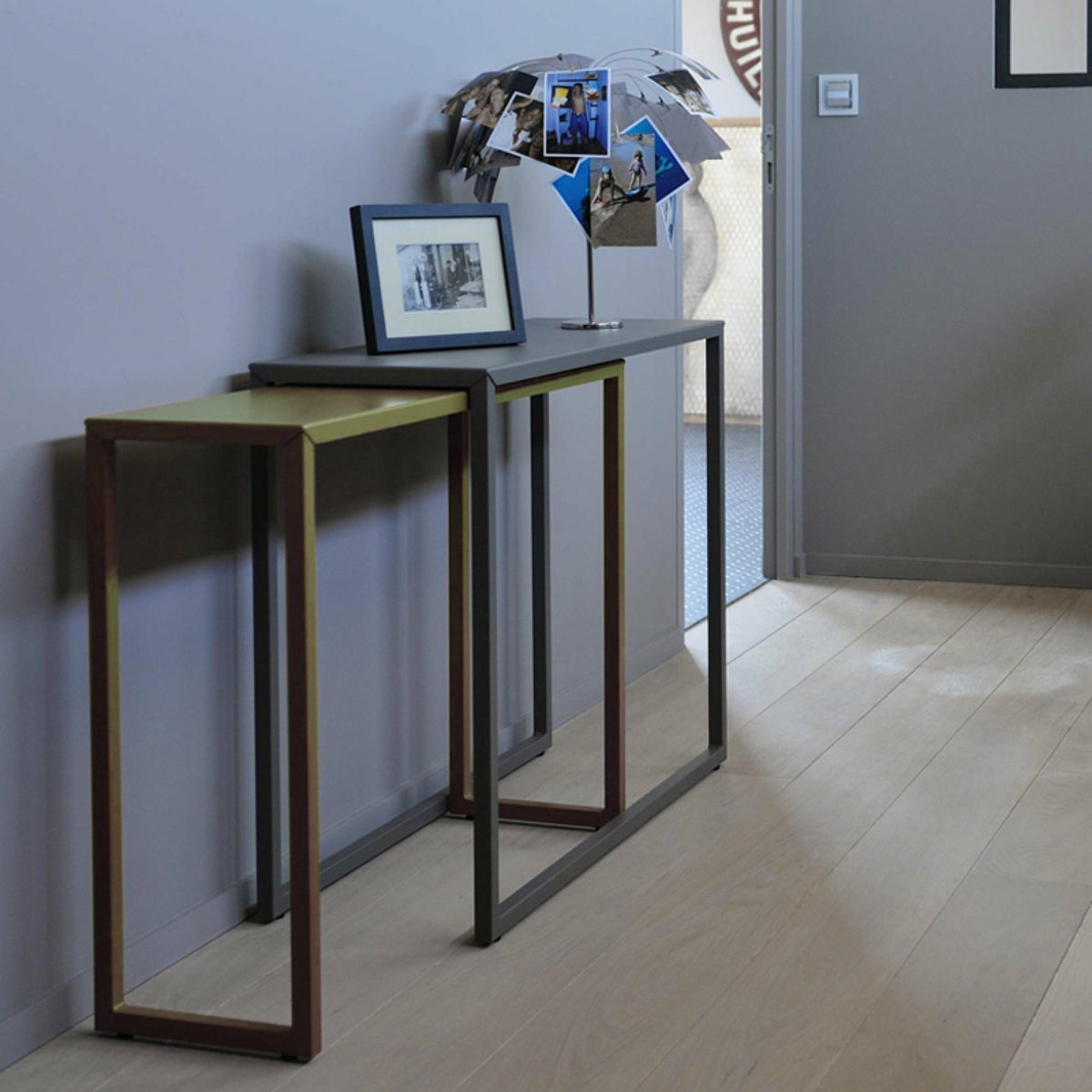 Console coulissante sur le côté anthracite et crème Rafale - Matière Grise - The Cool Republic