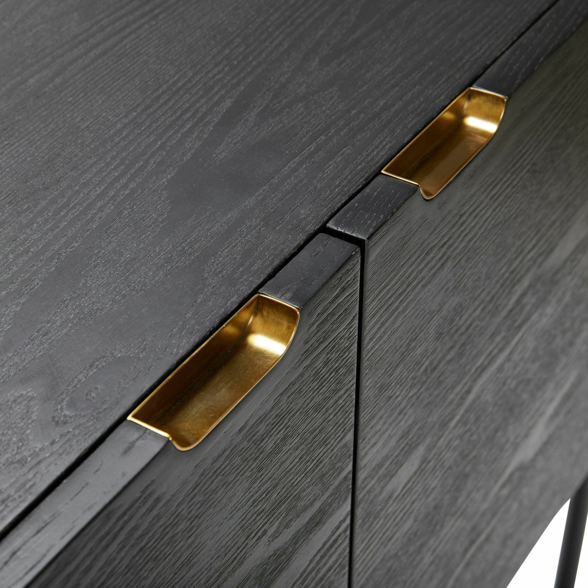 Console en bois de frêne noir et laiton - Hübsch - The Cool Republic