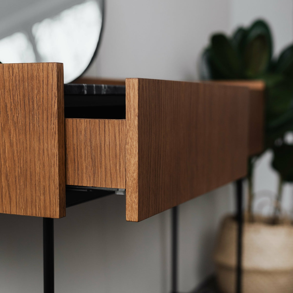 Oak console cognac Forst - Un'Common - The Cool Republic