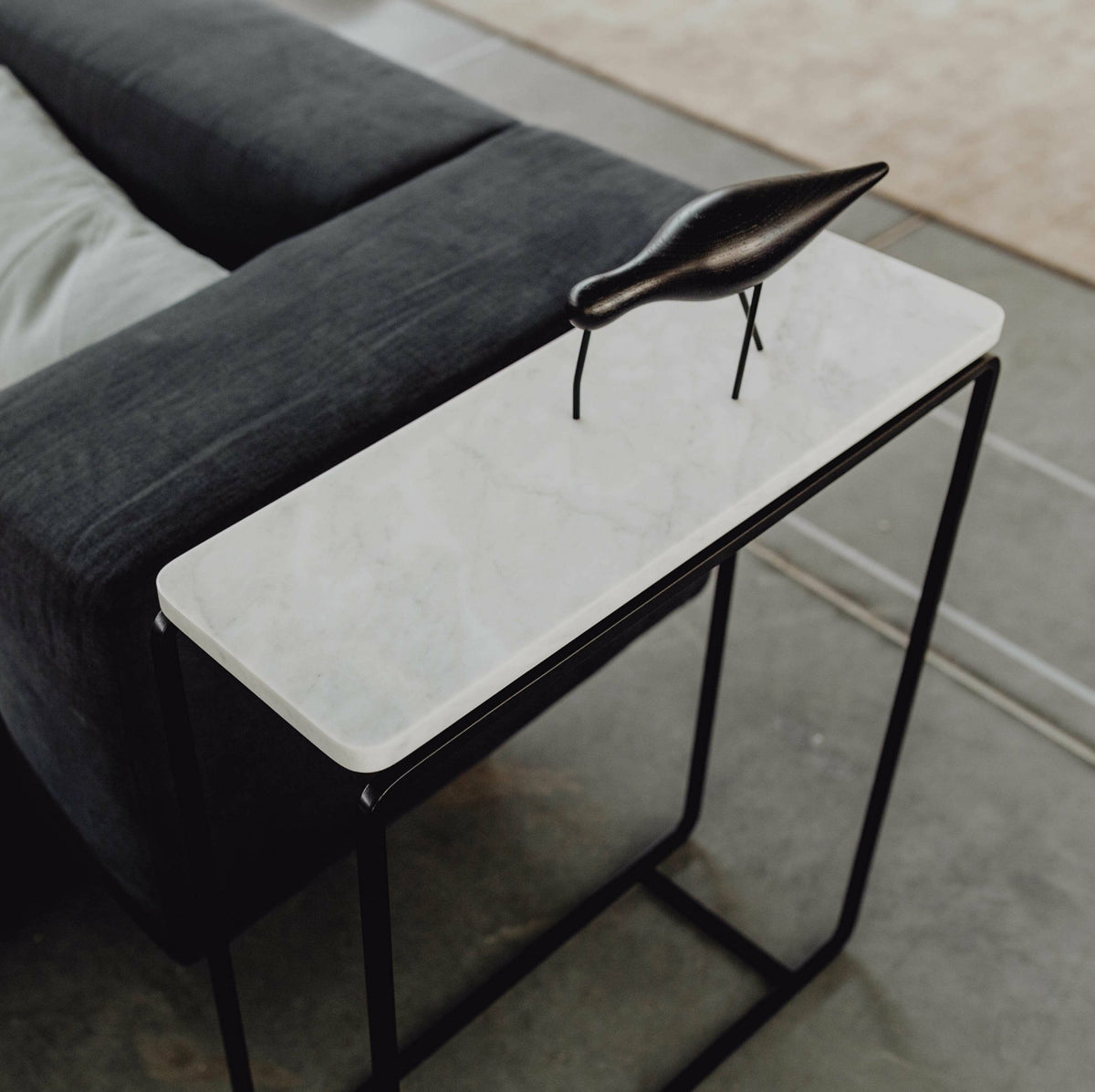 Console in marbre white S Form-C - Un’common - The Cool Republic