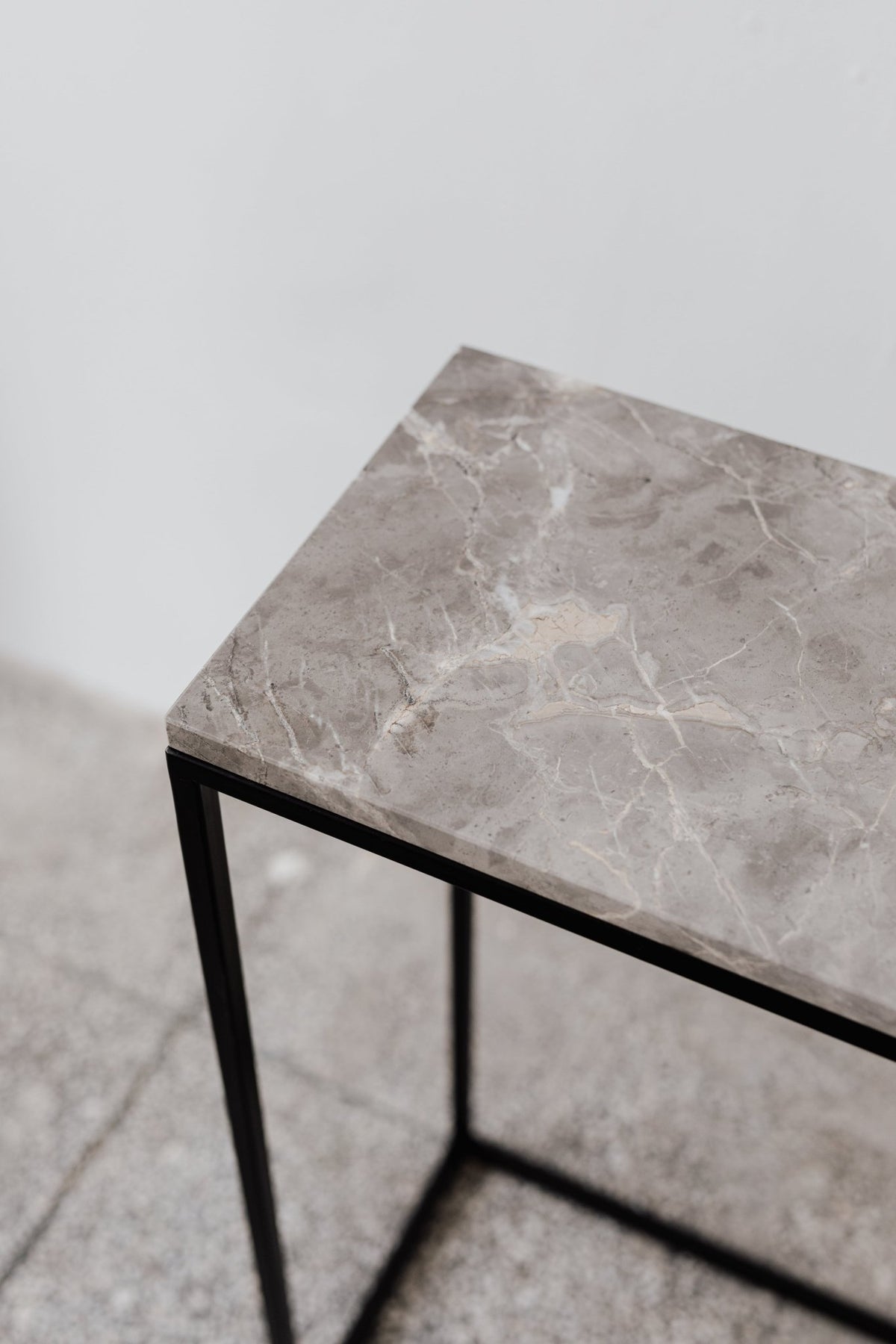 Console in marbre gray L Box Maxi - Un’common - The Cool Republic