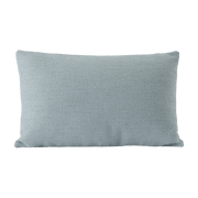 Coussin à double face bleu clair et vert 35 x 55 cm Mingle - Muuto - The Cool Republic