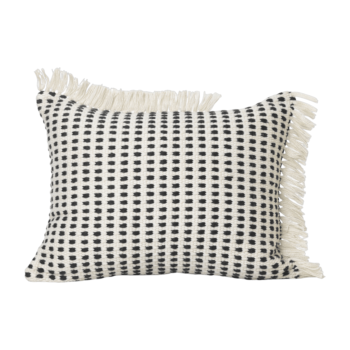 Coussin à franges bleu et blanc en plastique recyclé Way - Ferm living - The Cool Republic