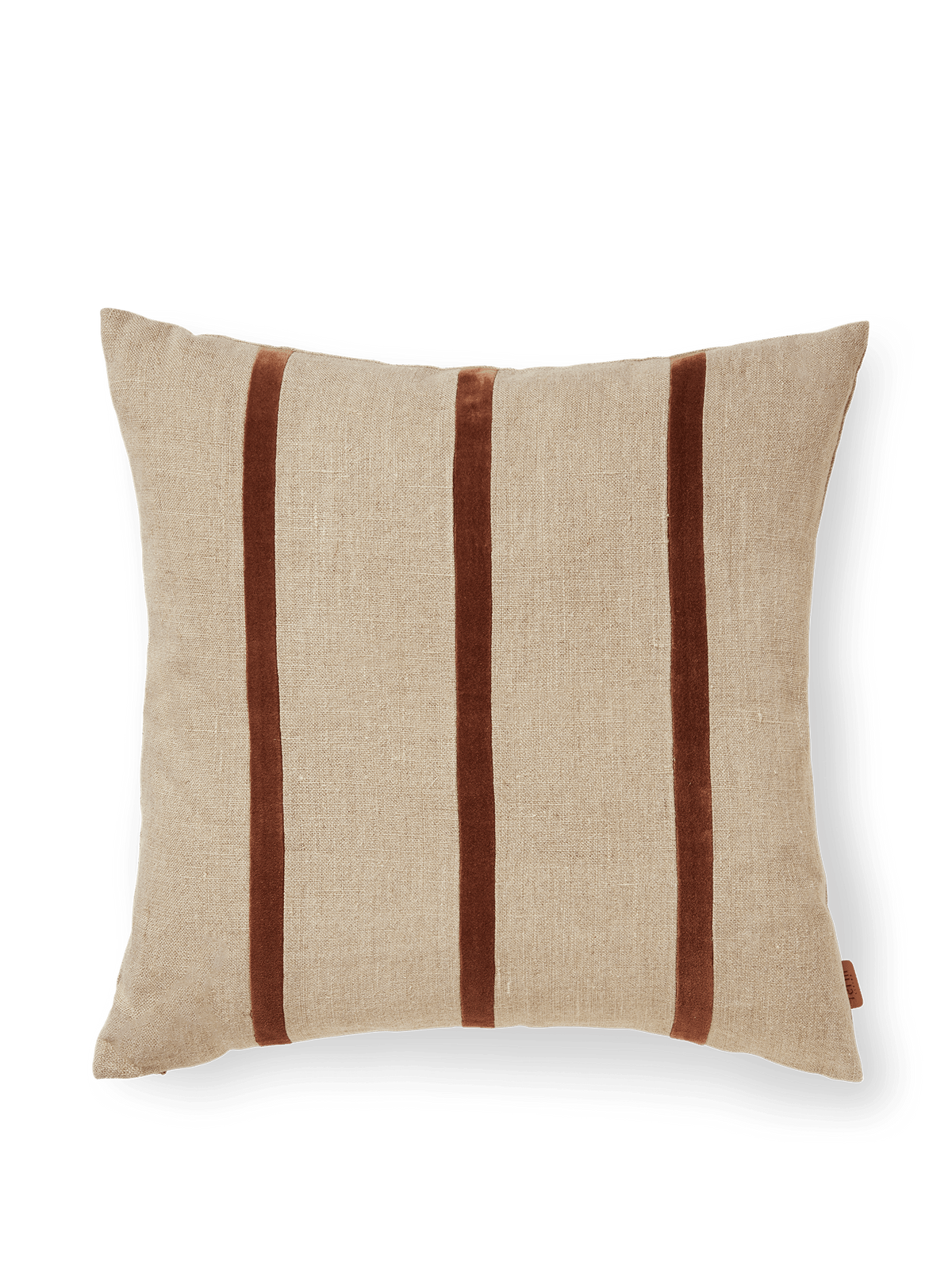 Coussin carré en lin beige et rayures velours marron 50x50cm Senti - Ferm Living - The Cool Republic