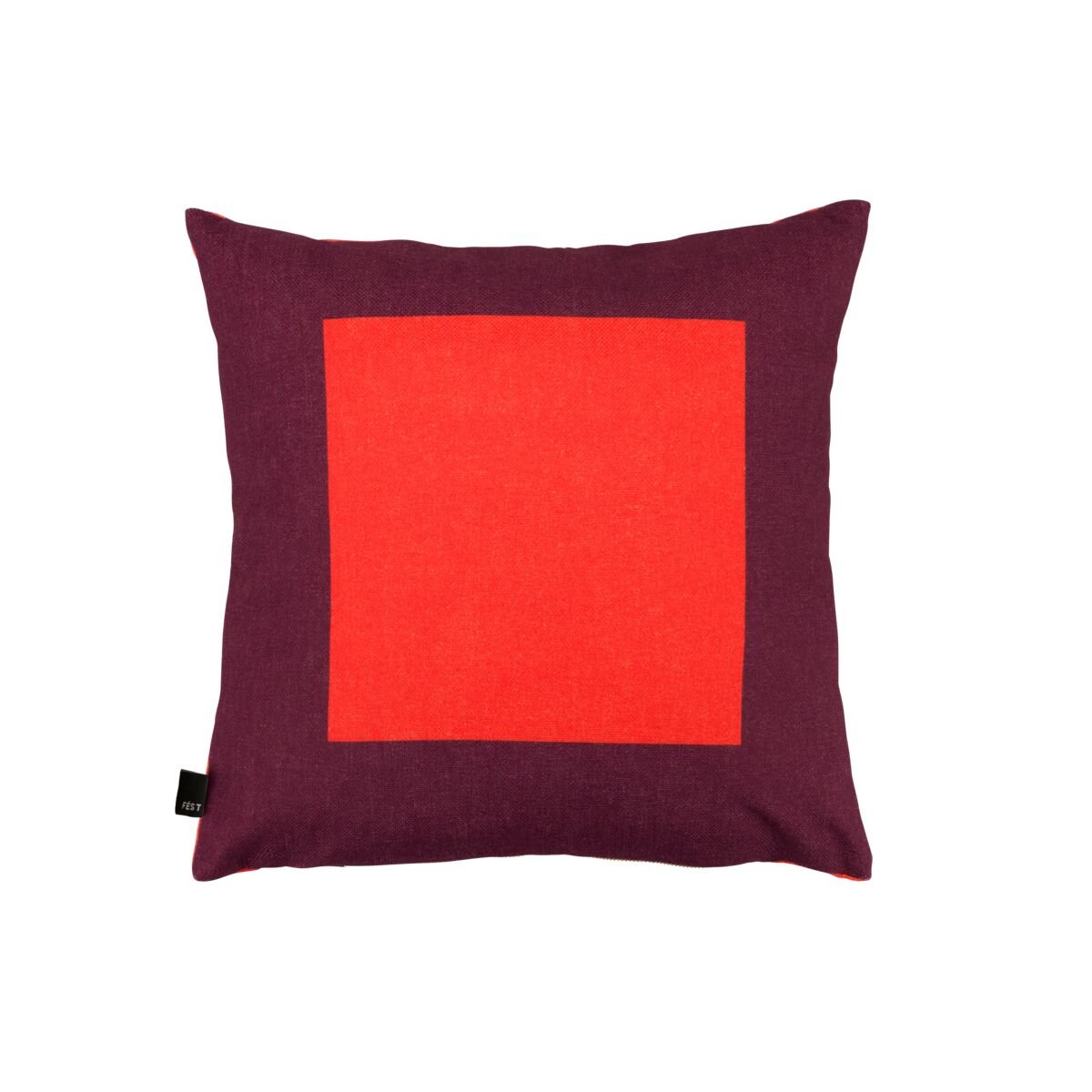 Coussin carré en tissu rouge bordeaux et rose poudré 45x45cm Square - Fest Amsterdam - The Cool Republic
