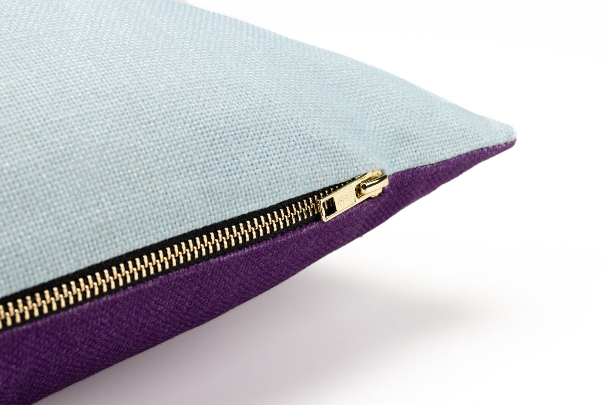 Coussin carré en tissu violet et bleu 45x45cm Square - Fest Amsterdam - The Cool Republic