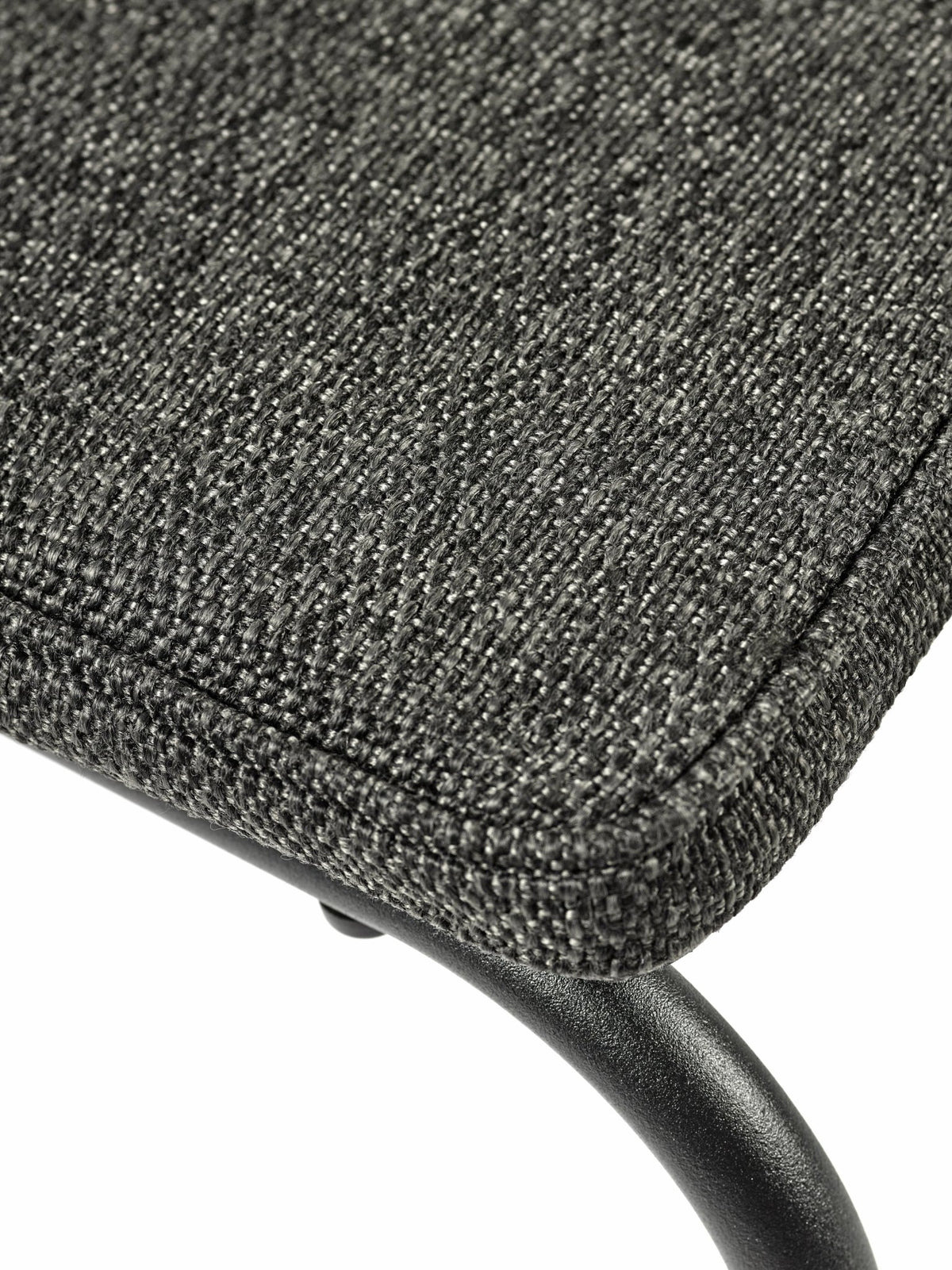 Coussin chaise noir August - Serax - The Cool Republic