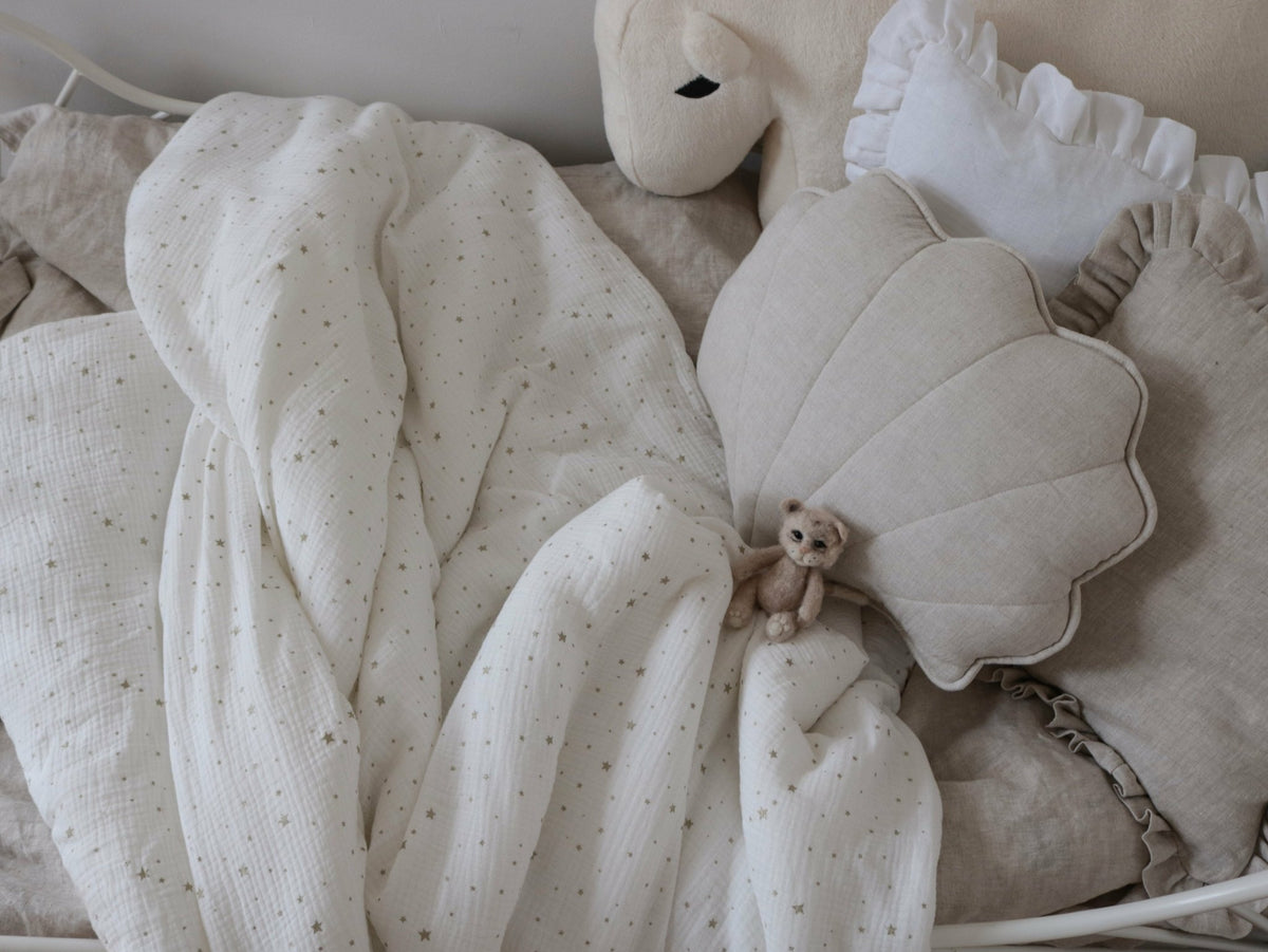 Beige linen shell cushion Shells - Moi Mili - The Cool Republic
