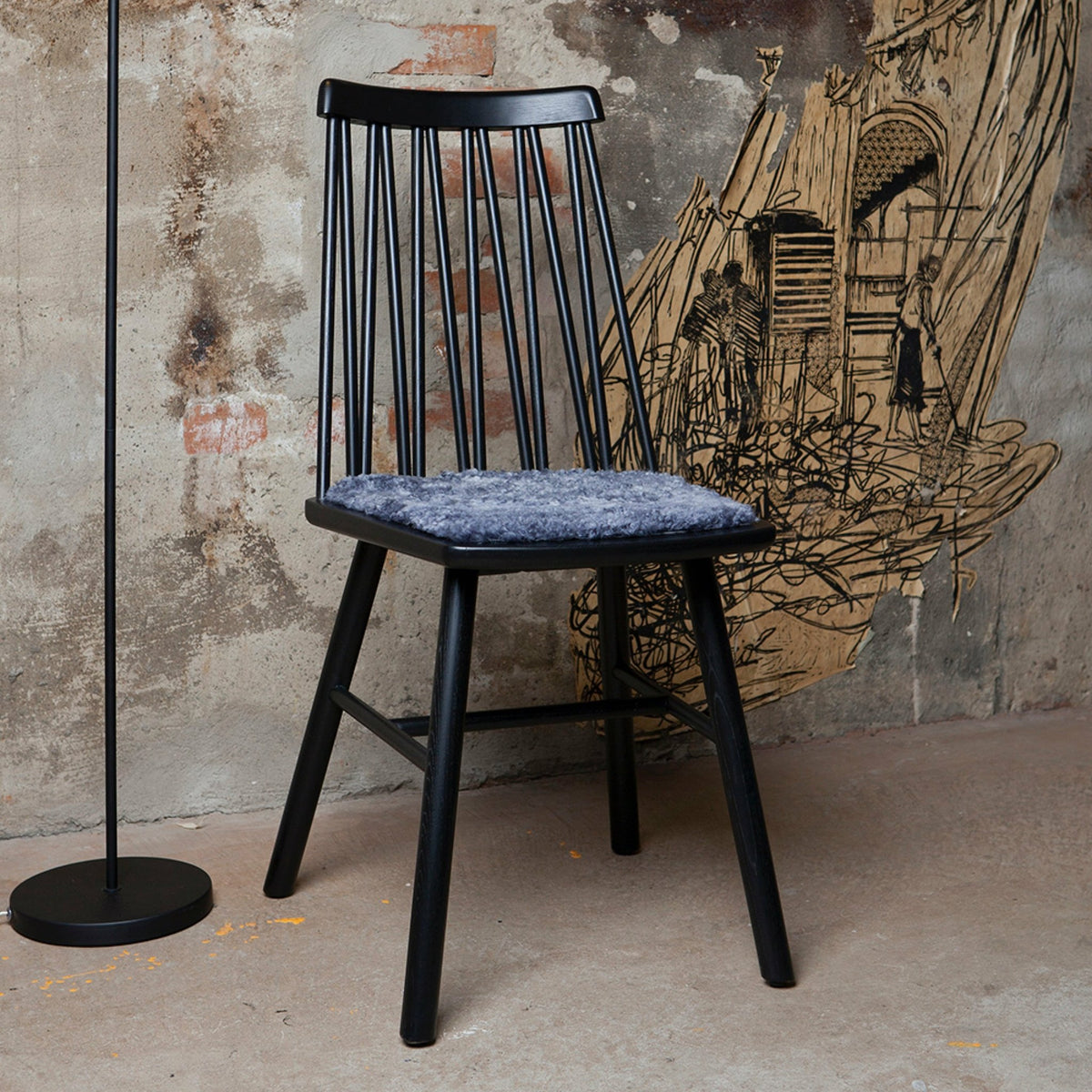 Coussin d'assise pour chaise en peau de mouton graphite ZigZag - Hans K - The Cool Republic