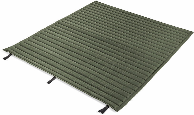 Coussin de canapé matelassé olive Palissade - HAY - The Cool Republic