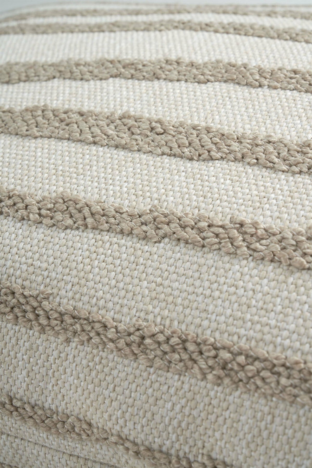 Coussin de jardin White Stripes - Ethnicraft Accessories - The Cool Republic