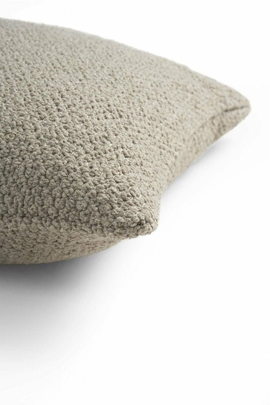 Coussin d'extérieur taupe Oat Boucle - Ethnicraft Accessories - The Cool Republic