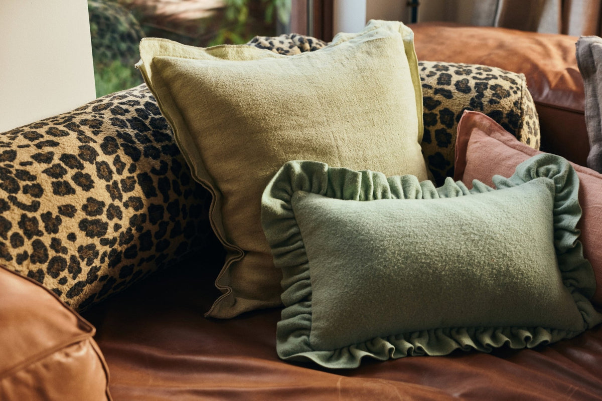 Coussin en feutre vert menthe 60x40cm - HKliving - The Cool Republic