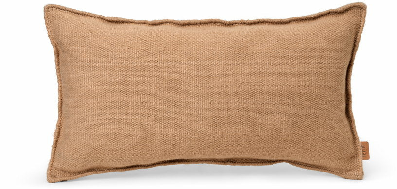 Coussin extérieur en polyester recyclé couleur sable 53 x 28 cm Desert - Ferm Living - The Cool Republic