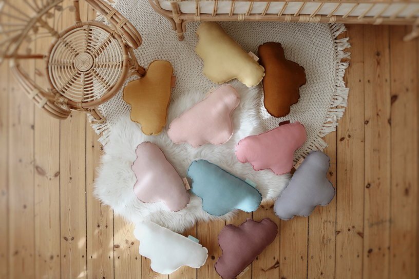 Coussin nuage en lin caramel - Moi Mili - The Cool Republic