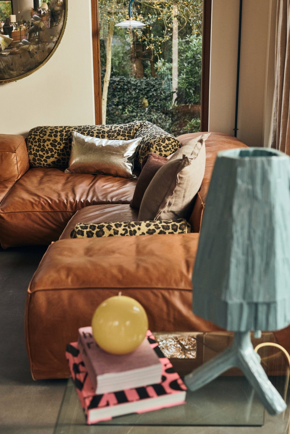 Coussin rectangulaire faux cuir argenté 60x35cm - HKLiving - The Cool Republic