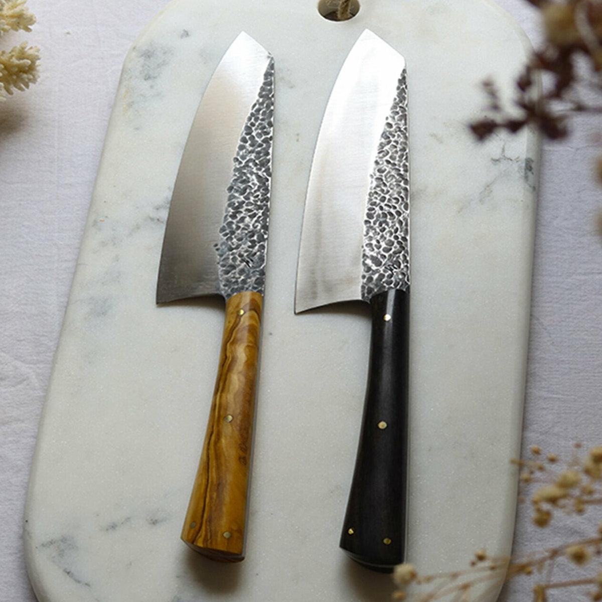 Couteau de chef en bois d'olivier et inox Z40 29 cm Enzo - Atelier Miguel - The Cool Republic