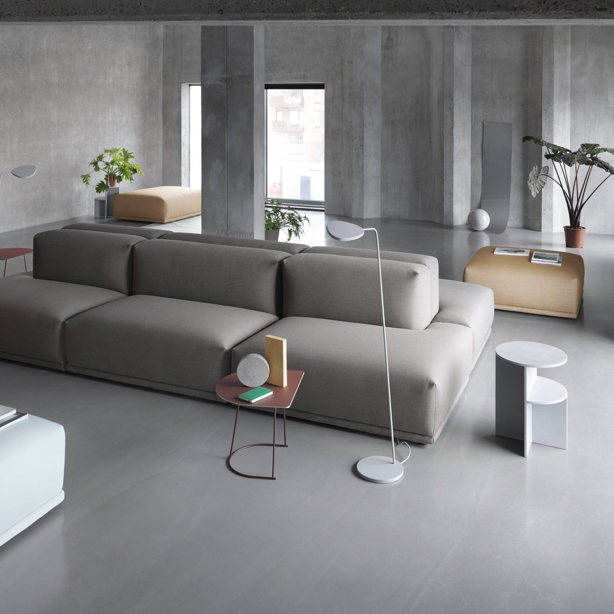 Demie table basse grise 88 cm Airy - Muuto - The Cool Republic