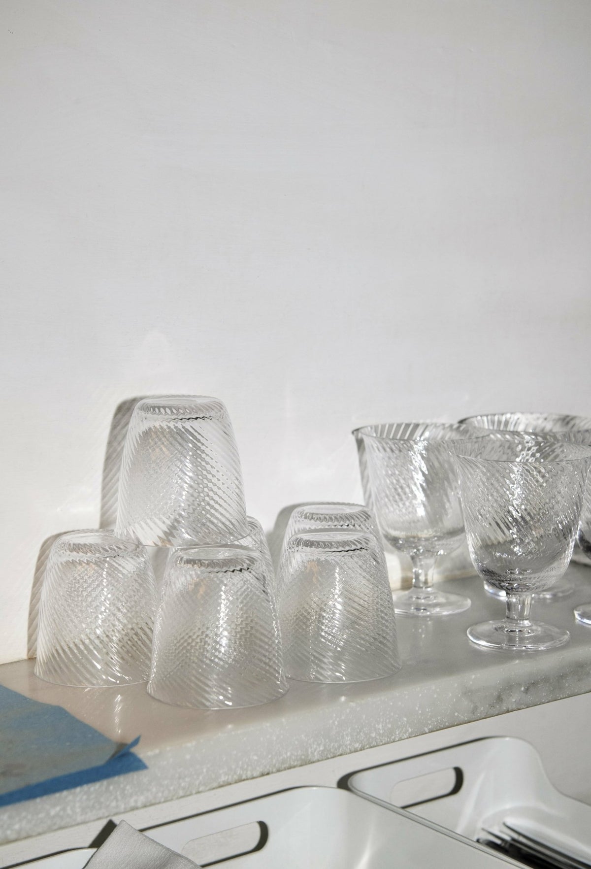 Deux verres à pied en verre soufflé Collect SC79 - &tradition - The Cool Republic