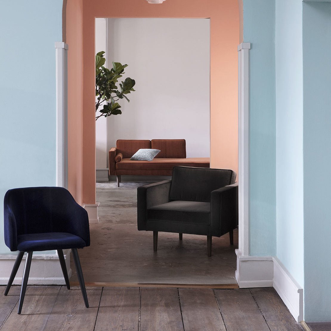 Divan en velours anthracite Wind - Broste Copenhagen - The Cool Republic