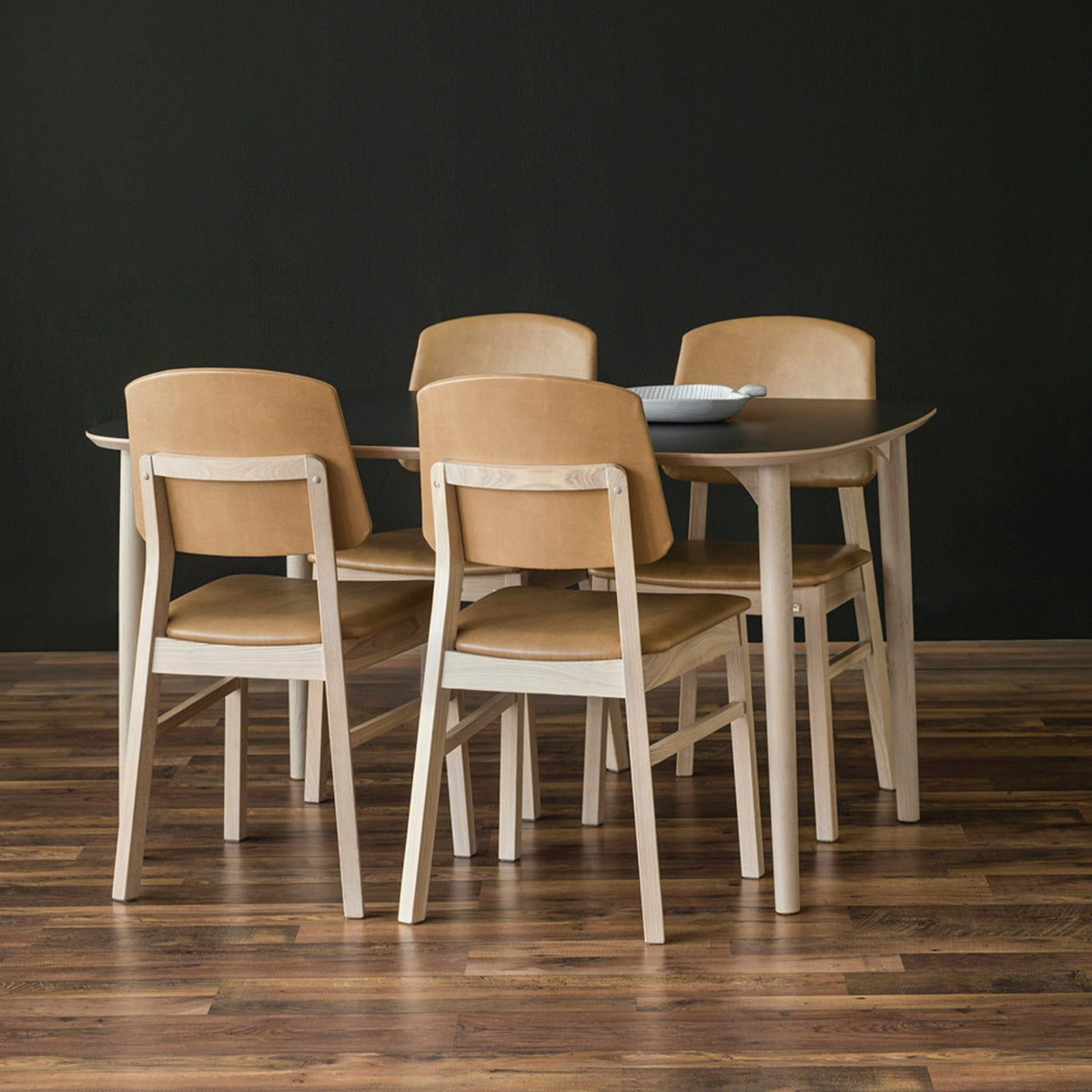 Dossier de chaise en cuir reconstitué camel Verona - Hans K - The Cool Republic