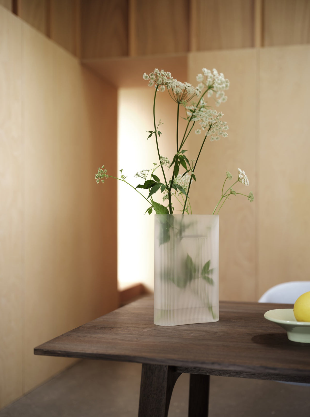 Vase Ridge vetro soffiato bianco 48, 5 cm - Muuto
