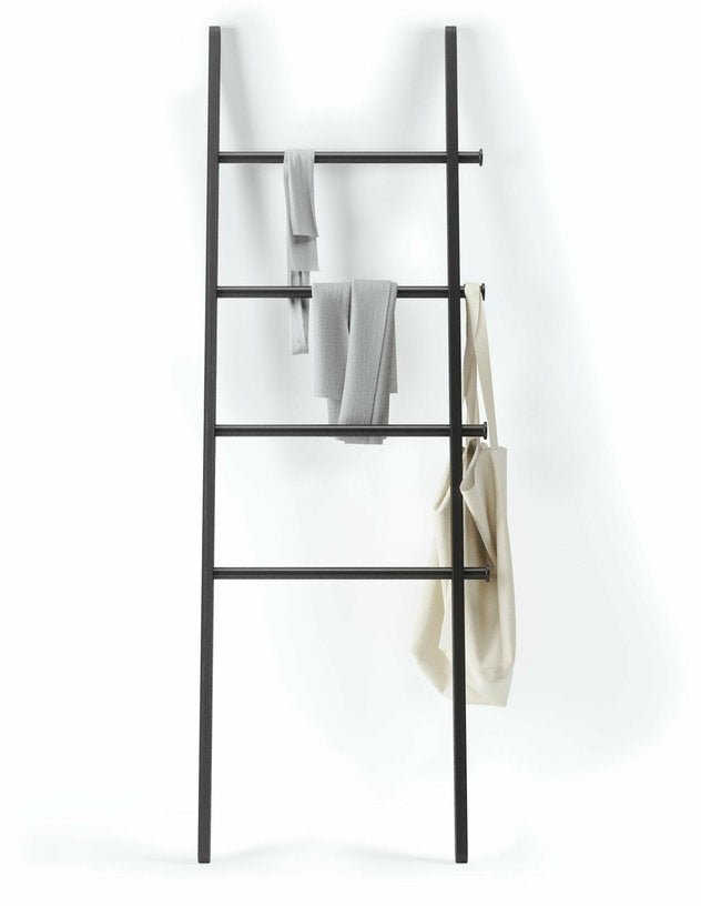 Echelle étendoir en frêne et acier noire Leana Ladder - Umbra - The Cool Republic